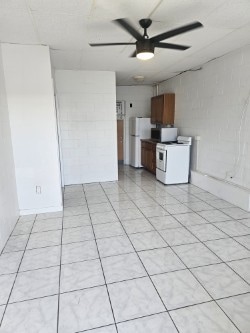 Building Photo - 2064 Young St Rental
