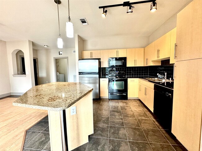 Photo - 3660 Richmond Ave. Unit 301