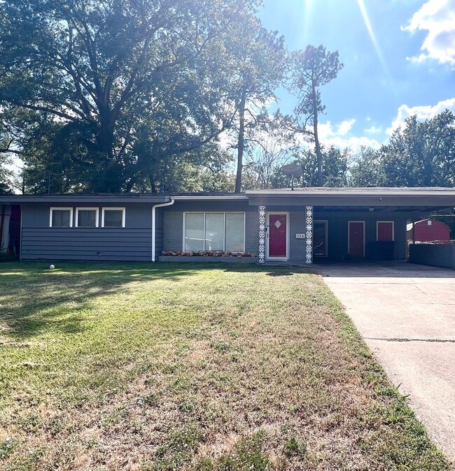 Building Photo - Rental Property
