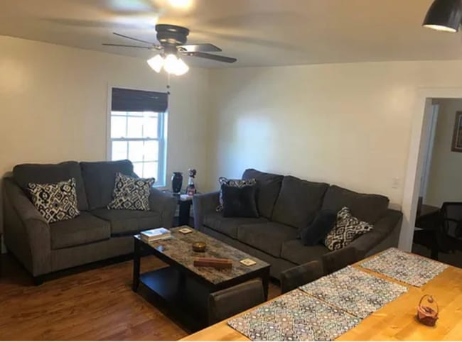 Building Photo - 657 Maine Ave