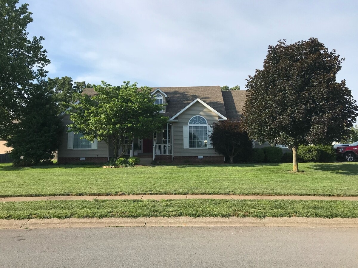 Photo - 108 Springfield Blvd