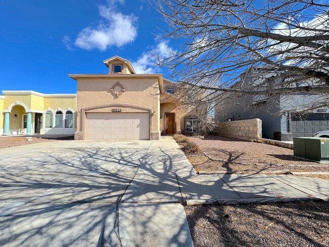 Northeast El Paso 5 Bed Refrig A/C! - Northeast El Paso 5 Bed Refrig A/C! House