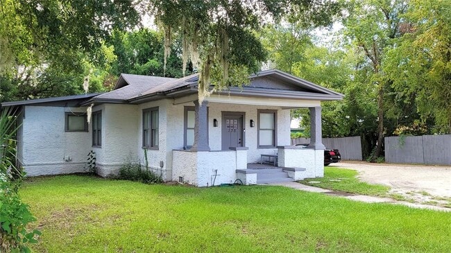 Building Photo - 135 S Stone St Rental