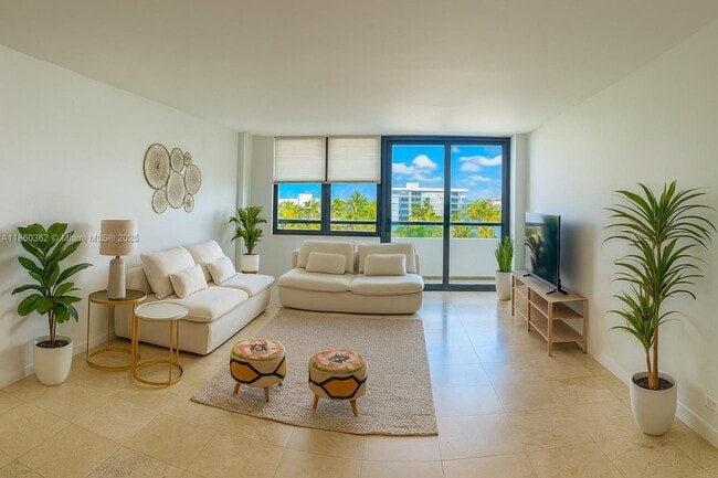 Building Photo - 10101 E Bay Harbor Dr Unit 610