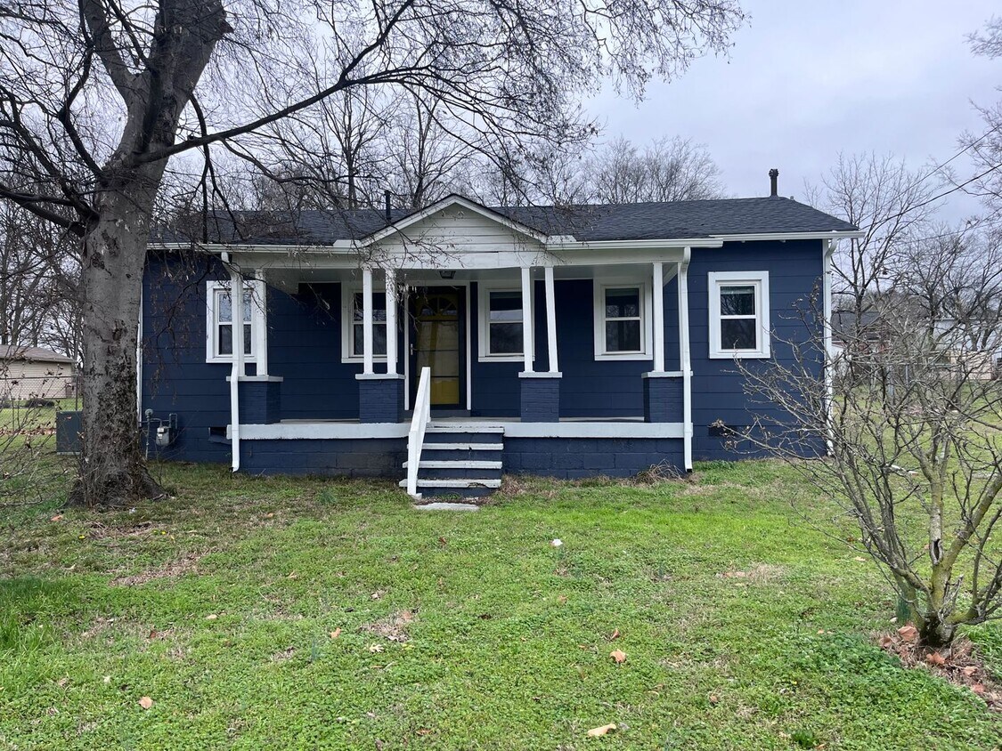 Cute 3 bedroom, 1 bath in Madison - Cute 3 bedroom, 1 bath in Madison