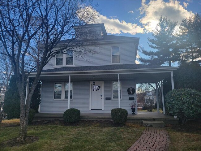 Photo - 268 1/2-262 Greenville Ave Unit 1