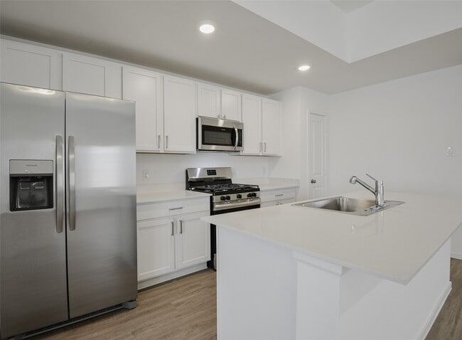 Photo - 21811 Carpineti Ln