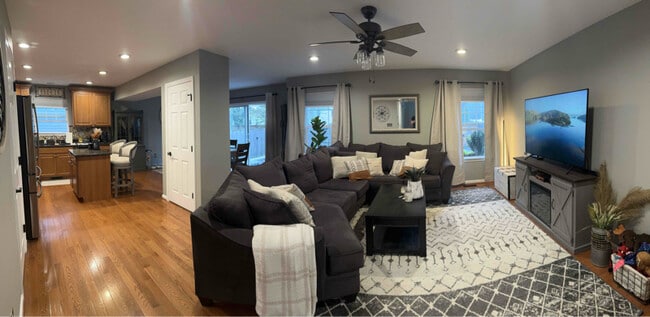 Photo - 148 W Earleigh Heights Rd