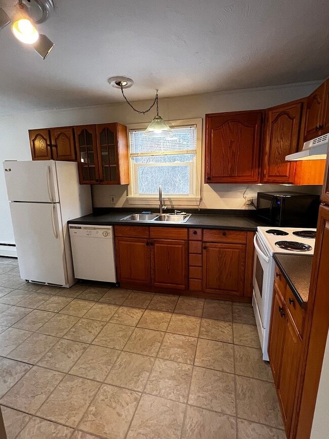 Photo - 1610 Greenland Rd