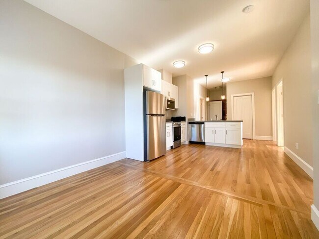 Photo - 1850 Arch St Unit 7