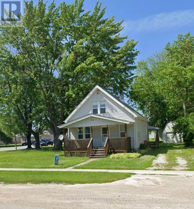 Photo - 543 St Charles St
