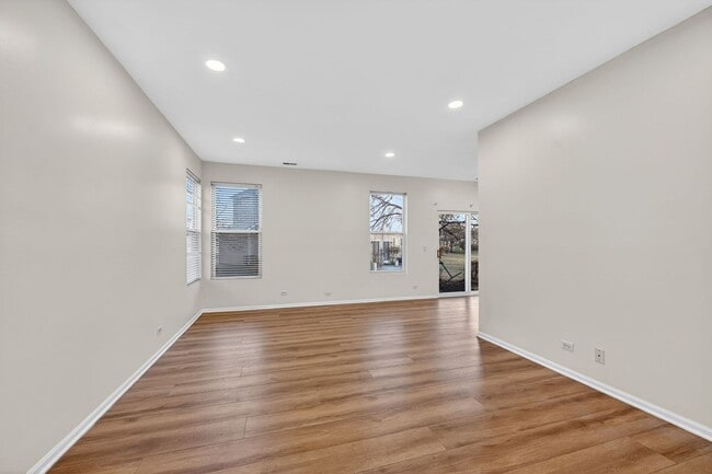 Photo - 708 Meadowridge Dr