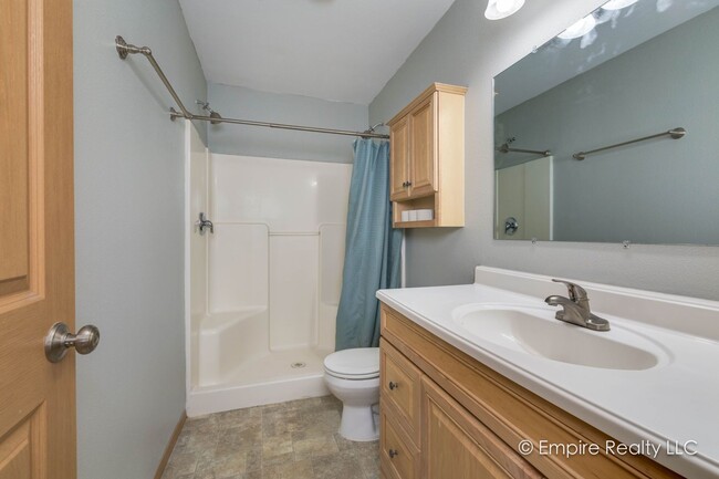 Photo - 3 bdrm 2 bath 2 car garage home in  NP