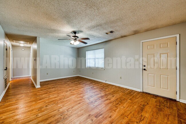 Photo - 114 S Mitchell St Unit A