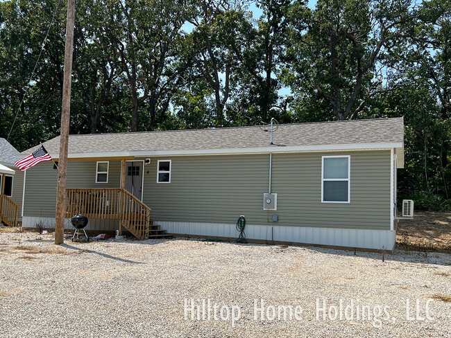 Building Photo - 4 Iron Oak Ln