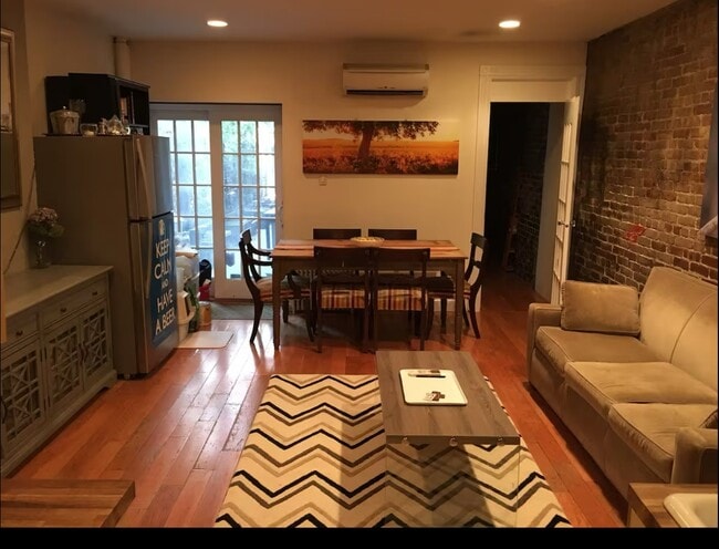 Building Photo - 119 W 80th St Rental