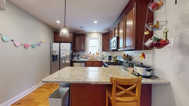 Photo - 63 Mechanic St Unit 2