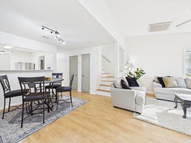 Photo - 7836 Bateman Ln Unit 7836