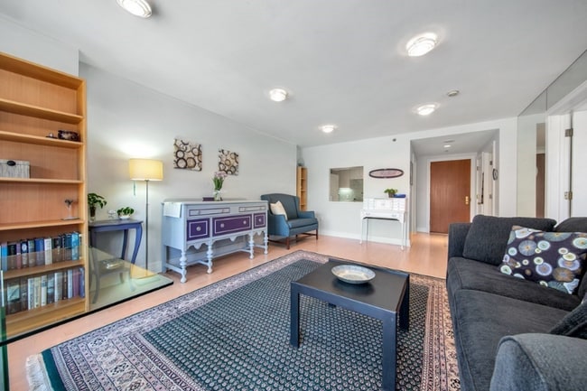 Photo - 83 Cambridge Pkwy