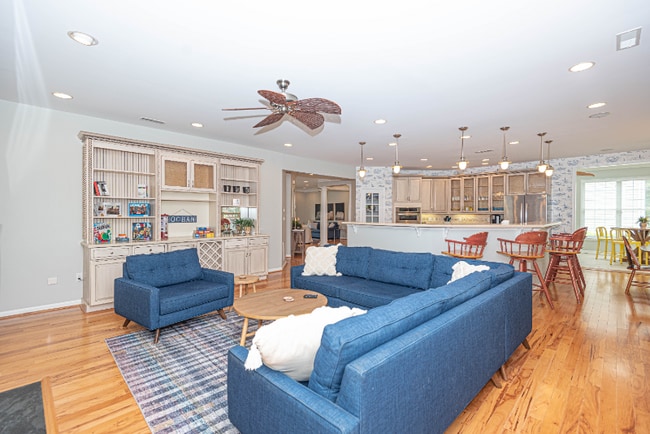 Photo - 12131 Landings Blvd