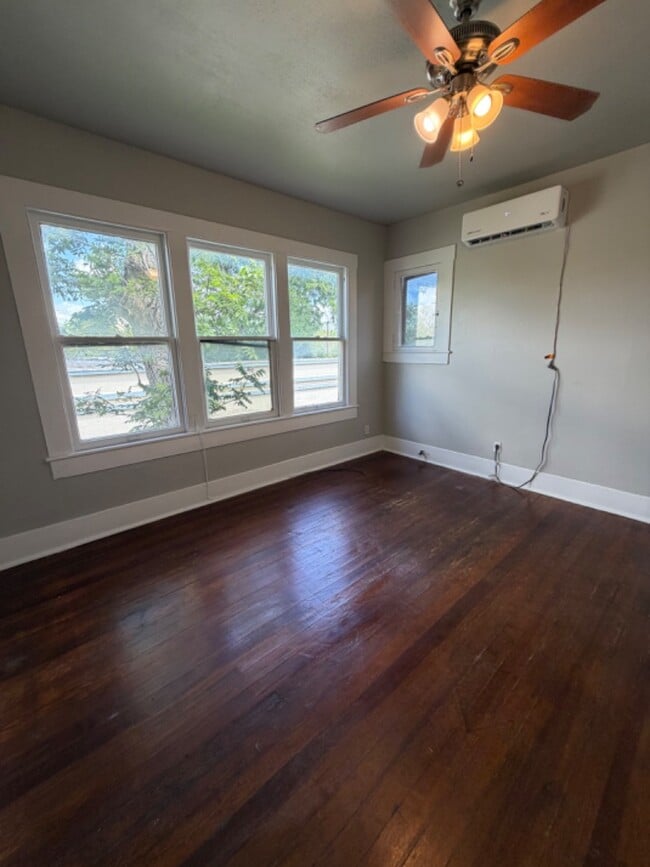 Photo - 204 Mt Vernon Ct