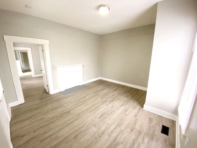 Photo - Newly Rehabbed Single family in Dayton! **...