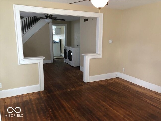 Photo - 1339 W Lee St