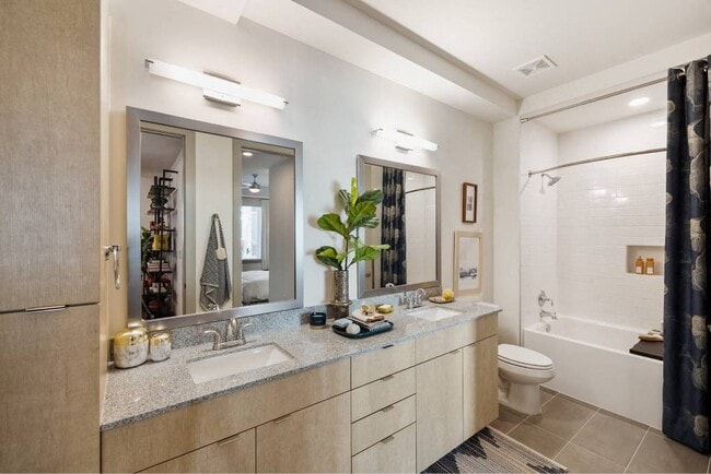Photo - Modern Living with Skyline Views Unit RARH3
