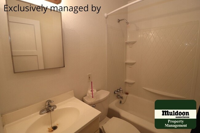Really Cute Northside Pet Friendly Home wi... - Really Cute Northside Pet Friendly Home wi...