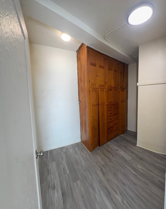 Photo - 3302 Kenilworth Ave