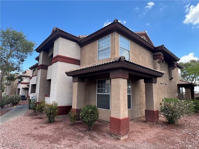 Photo - 231 W Horizon Ridge Pkwy Casa