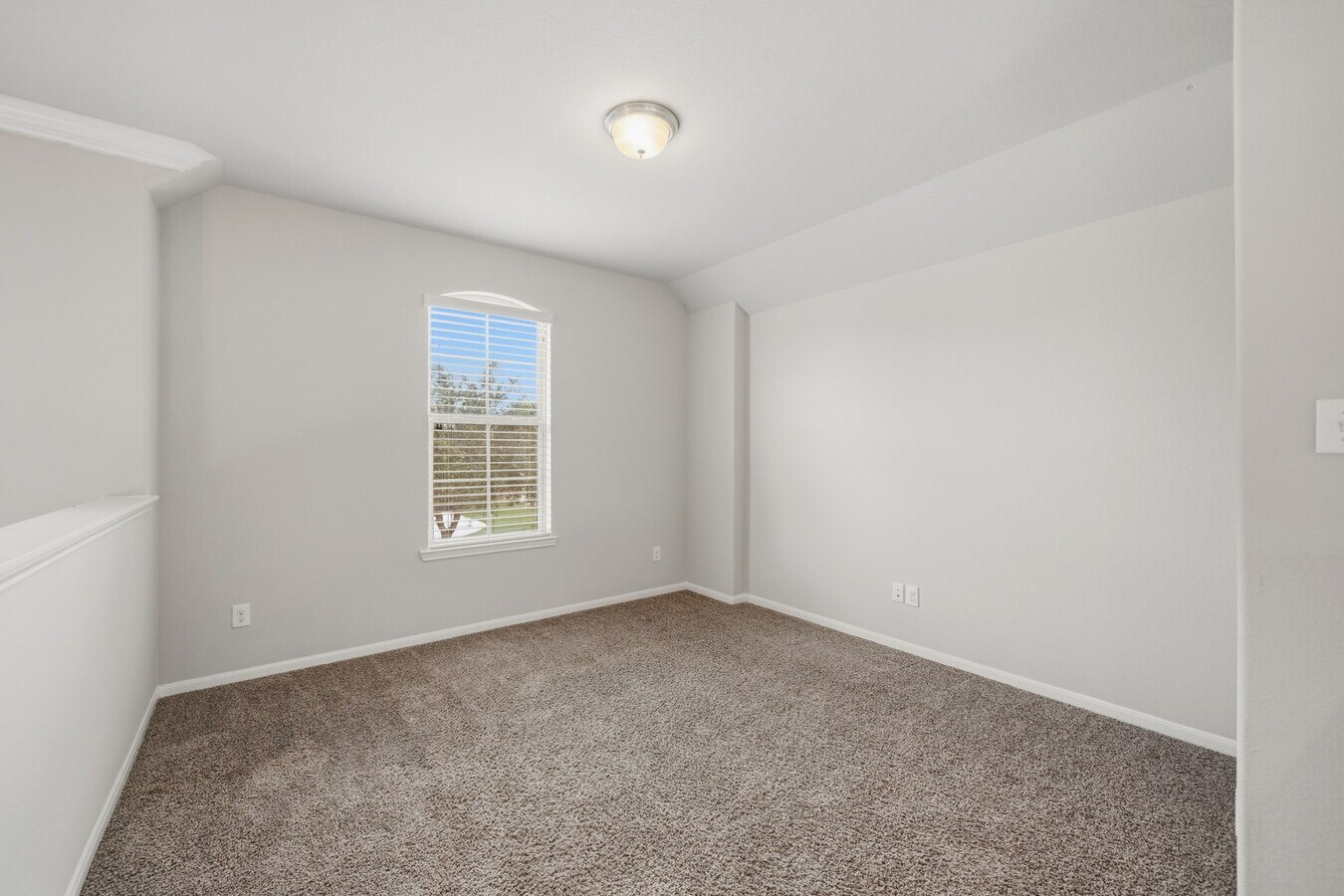 Photo - 223 Auburn Shores Ct