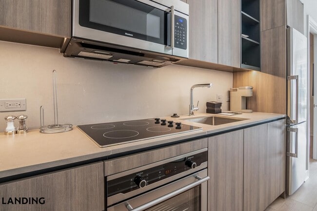 8525 Chevy Chase Lake Terrace Unit 619