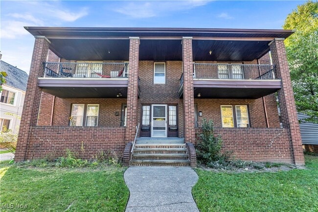 Building Photo - 1512 W 116th St Unit 4