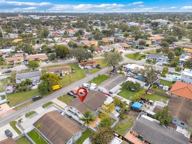 Photo - 310 SW 76th Ct Unidad 1