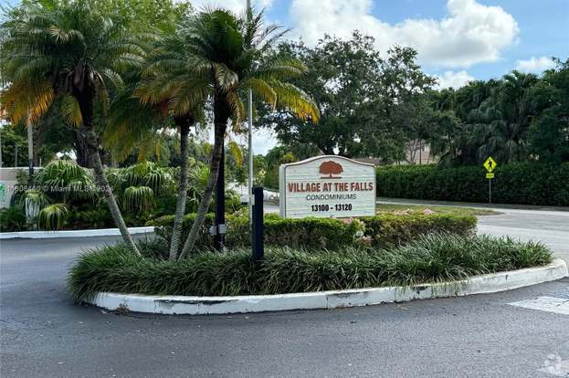 Building Photo - 13120 SW 92nd Ave Rental