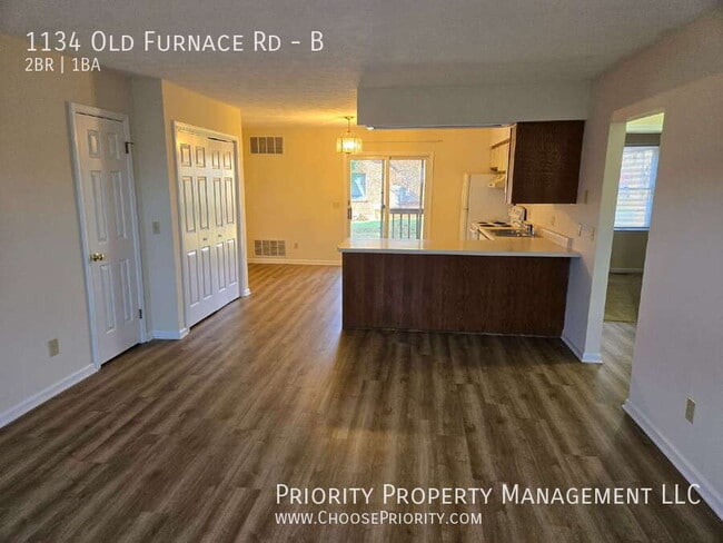 Photo - 1134 Old Furnace Rd Unidad B