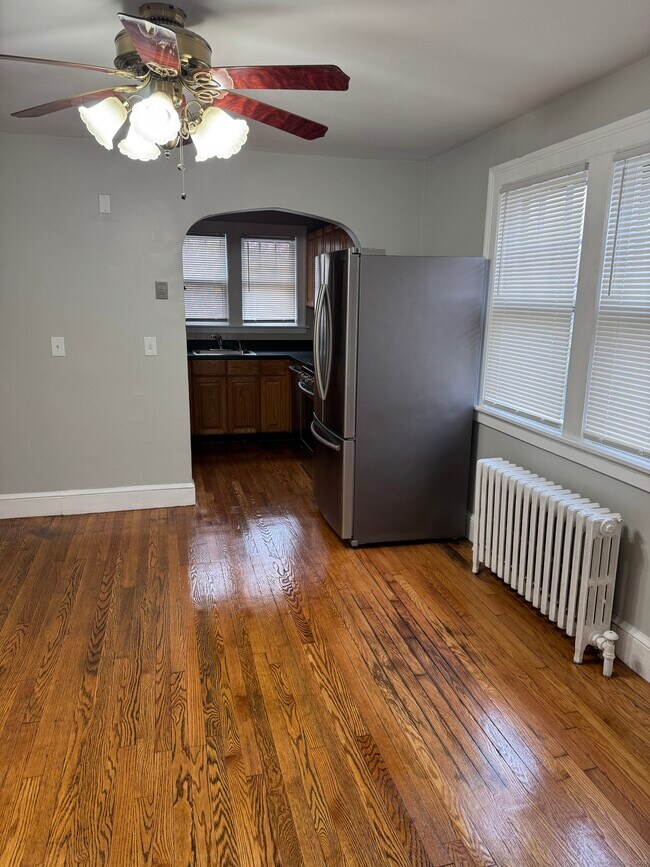 Photo - 114 Kneeland Rd