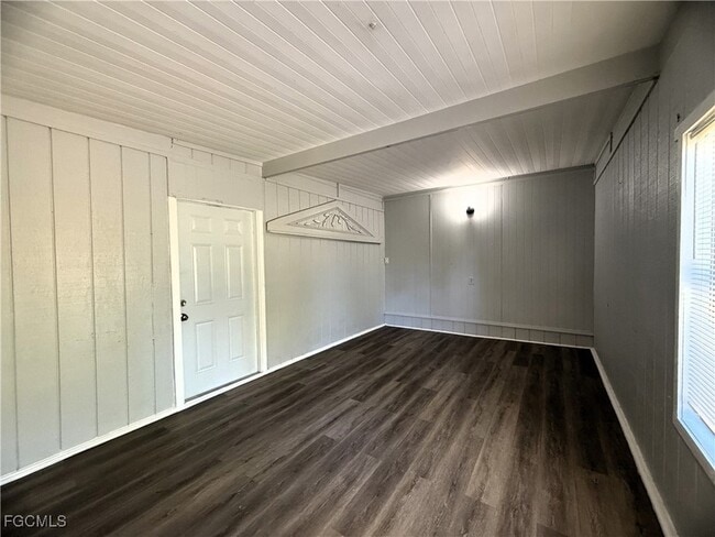 Photo - 8239 Suncoast Dr