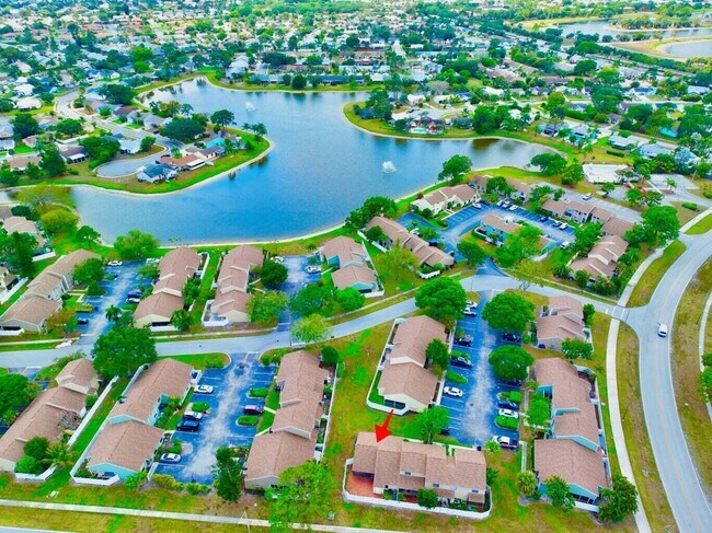 Photo - 104 Lakewood Dr