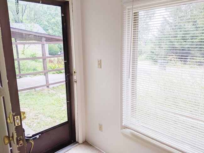 214 S Hillsdale Ct Unidad 1