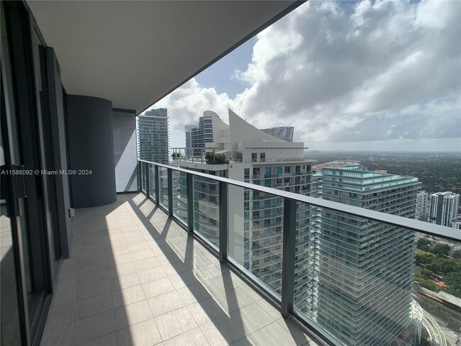 Photo - 1000 Brickell Plz Rental