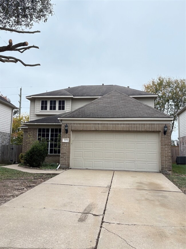 Building Photo - 2679 Cypressvine Dr