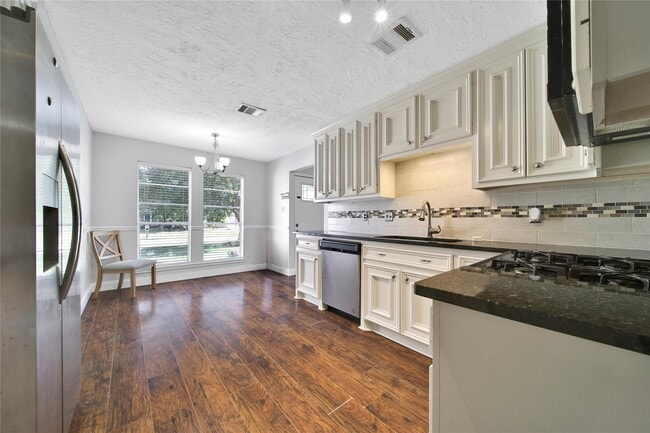 Photo - 3619 Acorn Run Ln