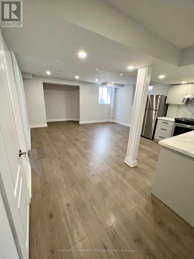 Photo - 15231 Danby Rd