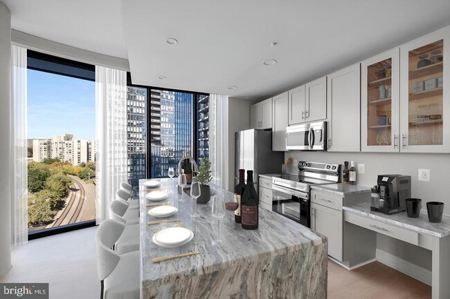 Building Photo - 2301 John F Kennedy Blvd Rental