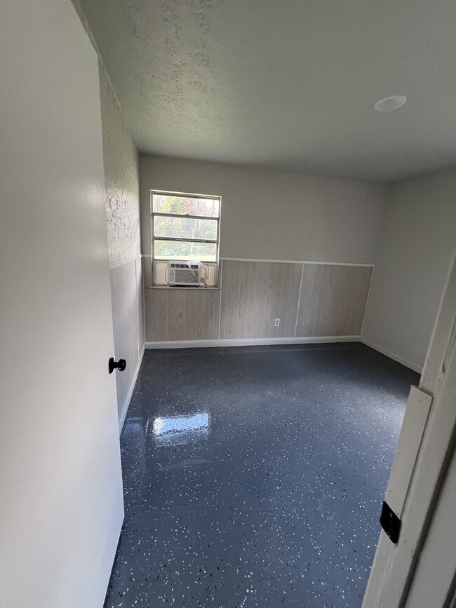 Photo - 725 Beale St