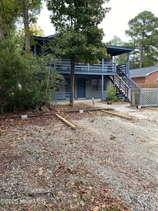 Photo - 3147 Caswell St
