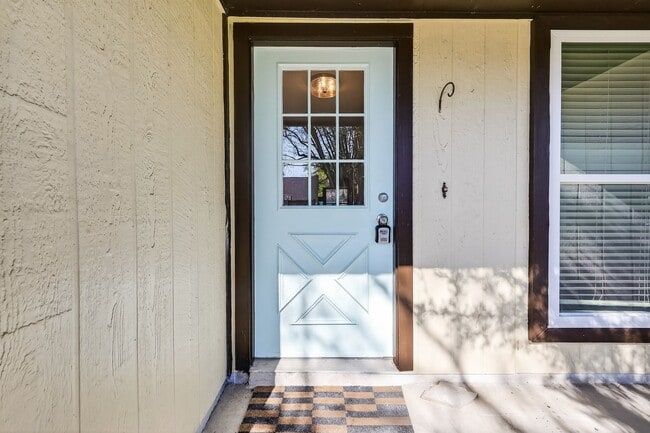 Photo - Renovated 3-Bedroom Home in West Memorial – Prime Location with Spacious Backyard