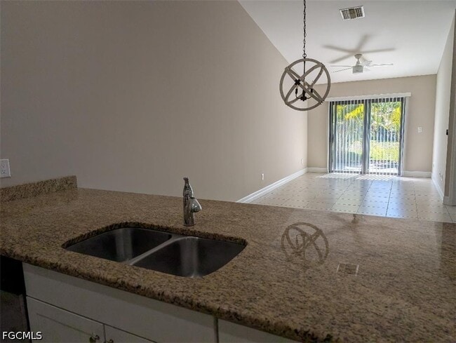 Photo - 4405 SW 8th Ct